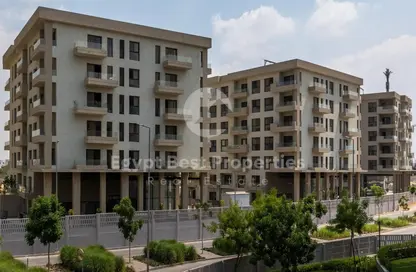 شقة - 3 غرف نوم - 3 حمامات للبيع في كمبوند البروج - كمبوندات الشروق - مدينة الشروق - القاهرة