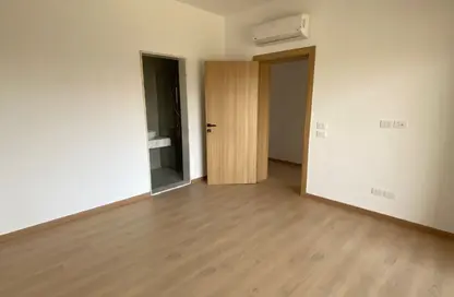 تاون هاوس - 4 غرف نوم - 4 حمامات للايجار في نيو جيزة - طريق مصر اسكندرية الصحراوي - مدينة 6 أكتوبر - الجيزة