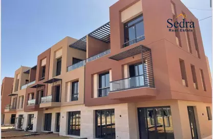 Townhouse - 4 Bedrooms - 4 Bathrooms for sale in District 5 Residences - El Katameya Compounds - El Katameya - New Cairo City - Cairo
