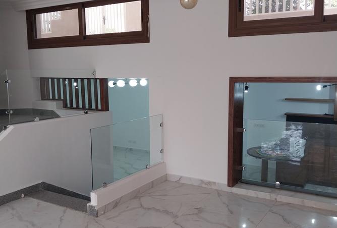 8184353 - Property Image 2