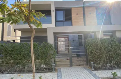 Villa - 3 Bedrooms - 4 Bathrooms for sale in Patio Casa - El Patio - El Shorouk Compounds - Shorouk City - Cairo