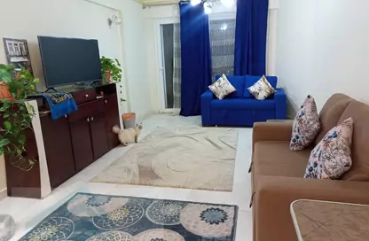 Apartment - 3 Bedrooms - 2 Bathrooms for rent in Madkhal Sharkt Al Nakhl Wa Al Handasa St. - Smouha - Hay Sharq - Alexandria