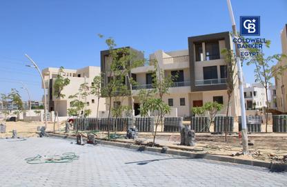 Townhouse - 4 Bedrooms - 4 Bathrooms for sale in Lake West - Sheikh Zayed Compounds - Sheikh Zayed City - Giza