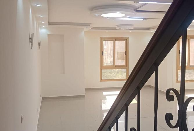 8192036 - Property Image 3