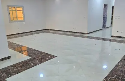 Apartment - 4 Bedrooms - 3 Bathrooms for rent in Street 11 - District 3 - The 5th Settlement - New Cairo City - Cairo