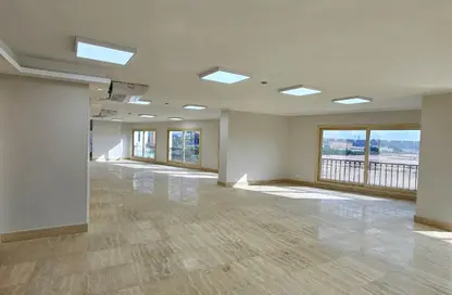 مساحات مكتبية - استوديو - 4 حمامات للايجار في شارع اللاسلكي - اللاسلكي - المعادي الجديدة - حي المعادي - القاهرة