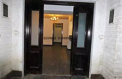 شقة - 4 غرف نوم - 4 حمامات للايجار في شارع احمد حشمت - الزمالك - القاهرة