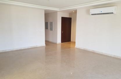 Apartment - 3 Bedrooms - 3 Bathrooms for rent in Village Views - Zed Towers - Sheikh Zayed Compounds - Sheikh Zayed City - Giza