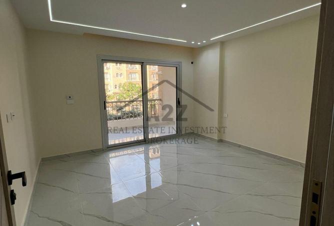 8420900 - Property Image 3