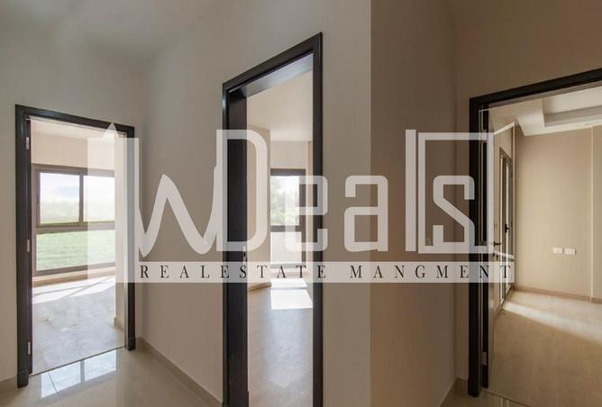 8016837 - Property Image 3