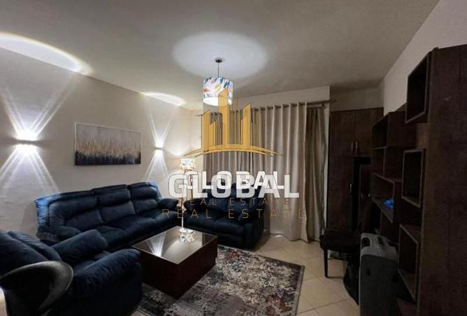 8064318 - Property Image 2