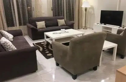 شقة - 3 غرف نوم - 2 حمامات للايجار في ليلة - المستثمرين الشمالية - مدينة القاهرة الجديدة - القاهرة