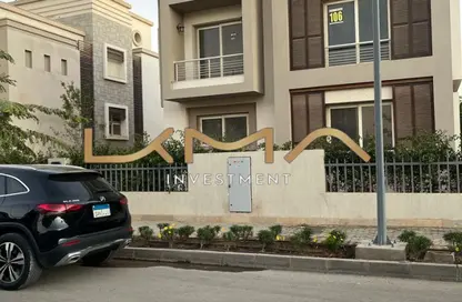 فيلا - 5 غرف نوم - 7 حمامات للايجار في كايرو فيستيفال سيتى - المستثمرين الشمالية - مدينة القاهرة الجديدة - القاهرة