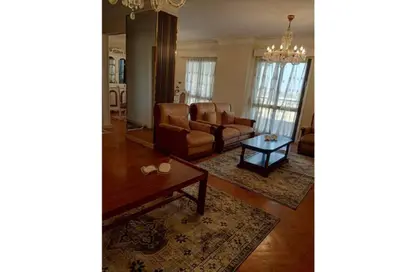 Apartment - 2 Bedrooms - 1 Bathroom for rent in Ammar Ibn Yasser St. - El Hegaz Square - El Nozha - Cairo