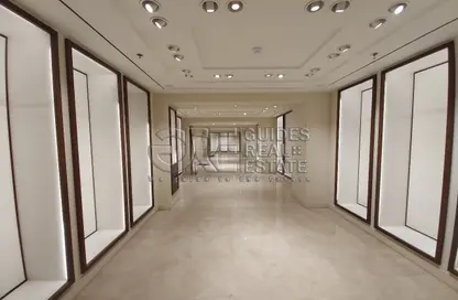 محل تجاري - استوديو - 4 حمامات للايجار في شارع لبنان - المهندسين - الجيزة
