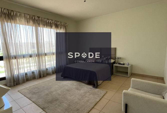 8184367 - Property Image 2