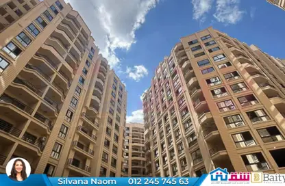 Apartment - 3 Bedrooms - 3 Bathrooms for sale in Smouha - Hay Sharq - Alexandria
