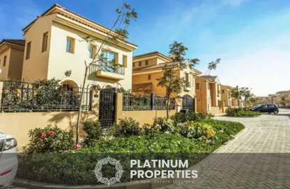 Apartment - 3 Bedrooms - 3 Bathrooms for sale in Hyde Park - New Cairo City - Cairo