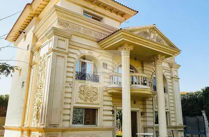 Villa - 4 Bedrooms - 4 Bathrooms for sale in Royal City - Sheikh Zayed Compounds - Sheikh Zayed City - Giza Villa - 4 Bedrooms - 4 Bathrooms for sale in Royal City - Sheikh Zayed Compounds - Sheikh Zayed City - Giza