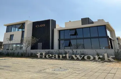 Whole Building - Studio - 2 Bathrooms for sale in Heartwork - The 5th Settlement - New Cairo City - Cairo