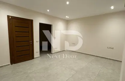 Apartment - 4 Bedrooms - 4 Bathrooms for rent in Al Amn Al Aam Compound - The 1st Settlement - New Cairo City - Cairo