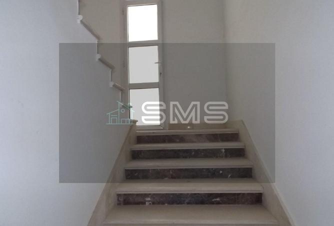 8493983 - Property Image 2