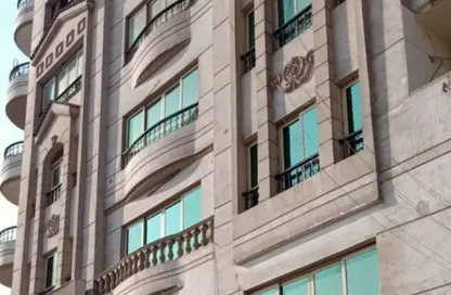 Apartment - 3 Bedrooms - 2 Bathrooms for sale in Nagaty Serag St. - 8th Zone - Nasr City - Cairo