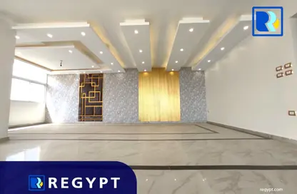 Office Space - Studio - 4 Bathrooms for rent in Cornish El Nile St. - Maadi - Hay El Maadi - Cairo