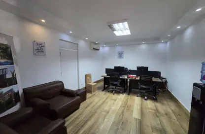 Office Space - Studio - 1 Bathroom for rent in Zahraa El Maadi - Hay El Maadi - Cairo