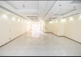 Apartment - 3 bedrooms - 2 bathrooms for للايجار in Safia Zaghloul St. - Kom El-Dikka - Hay Wasat - Alexandria