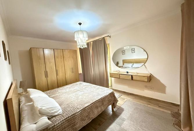 8087813 - Property Image 3