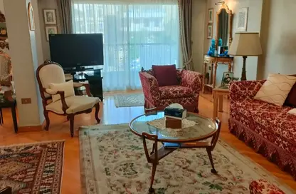 Apartment - 2 Bedrooms - 2 Bathrooms for rent in Al Hegaz St. - El Mahkama Square - Heliopolis - Masr El Gedida - Cairo