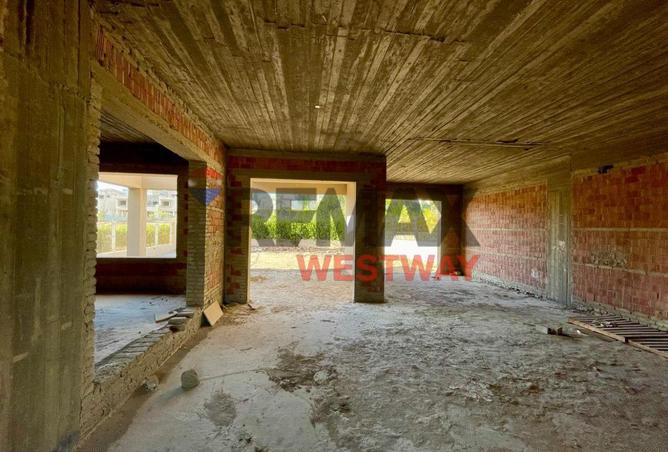 8422572 - Property Image 2