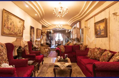 Apartment - 3 Bedrooms - 2 Bathrooms for sale in Ahmed Fathy St. - Backus - Hay Sharq - Alexandria