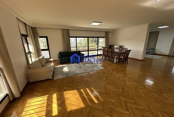 8181995 - Property Image 2