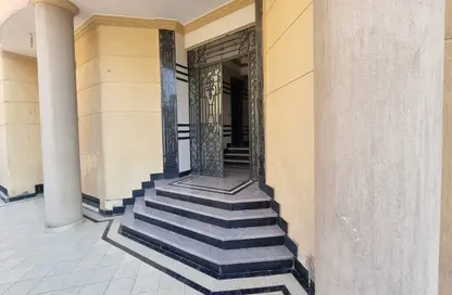 Apartment - 3 Bedrooms - 2 Bathrooms for rent in 7th Area - Shorouk City - Cairo