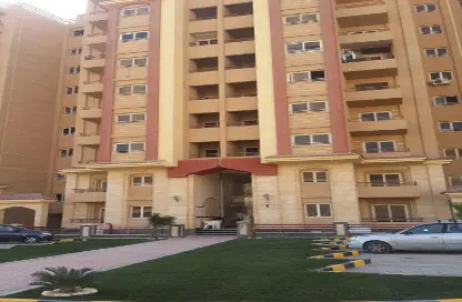 شقة - 3 غرف نوم - 2 حمامات للايجار في طريق المقطم القطاميه - الهضبة الوسطي - المقطم - القاهرة