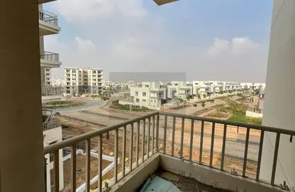 Apartment - 4 Bedrooms - 4 Bathrooms for sale in Mountain View Hyde Park - 5th Settlement Compounds - The 5th Settlement - New Cairo City - Cairo