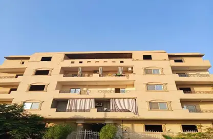 شقة - 3 غرف نوم - 2 حمامات للبيع في المجاورة الاولي - المنطقة الاولي - مدينة الشروق - القاهرة