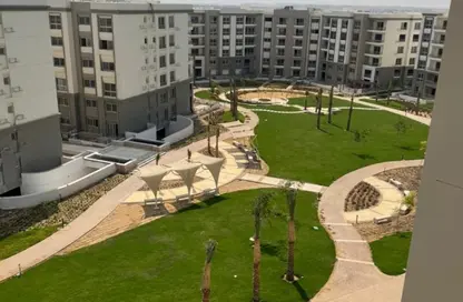 Apartment - 1 Bedroom - 2 Bathrooms for sale in Garden Residence - Hyde Park - New Cairo City - Cairo