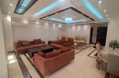 Apartment - 3 Bedrooms - 3 Bathrooms for rent in Al Basrah St. - Mohandessin - Giza