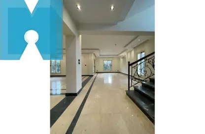 Villa - 3 Bedrooms - 3 Bathrooms for sale in Royal City - Sheikh Zayed Compounds - Sheikh Zayed City - Giza