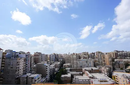 شقة - 3 غرف نوم - 1 حمام للبيع في شارع محرم بك - محرم بك - حي وسط - الاسكندرية