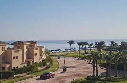 شاليه - 3 غرف نوم - 2 حمامات للبيع في لافيستا جاردنز - لافيستا - العين السخنة - السويس