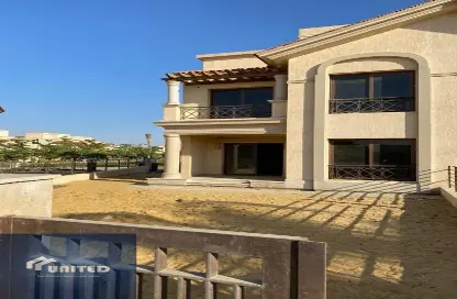 فيلا - 3 غرف نوم - 4 حمامات للبيع في پريڤادو - مدينتي - القاهرة