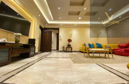 Apartment - 4 Bedrooms - 4 Bathrooms for sale in Shooting Club Street - Dokki - Giza