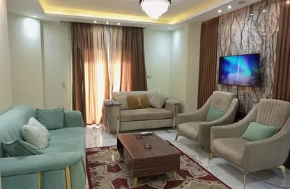شقة - 2 غرف نوم - 2 حمامات للايجار في شارع الحجاز - المهندسين - الجيزة
