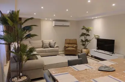 Apartment - 3 Bedrooms - 4 Bathrooms for rent in Al Mesaha St. - Dokki - Giza
