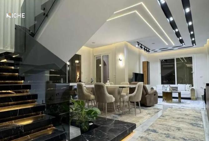 8027336 - Property Image 2