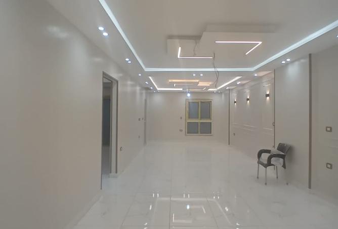 8277815 - Property Main Image